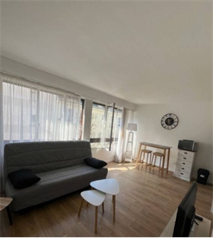 studio à la location -   92200  NEUILLY SUR SEINE, surface 25 m2 location studio - UBI463014707
